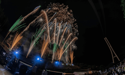 (VR180・3D) 2024.05.26 三島スカイウォーク ナイトスカイウォーク打上花火 VR Video (VR180・3D) 2024.05.26 三島スカイウォーク ナイトスカイウォーク打上花火 VR