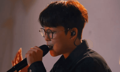 伪装 by singer-songwriter 范平庚 | Ben Hum VR Video 伪装 by singer-songwriter 范平庚 | Ben Hum VR