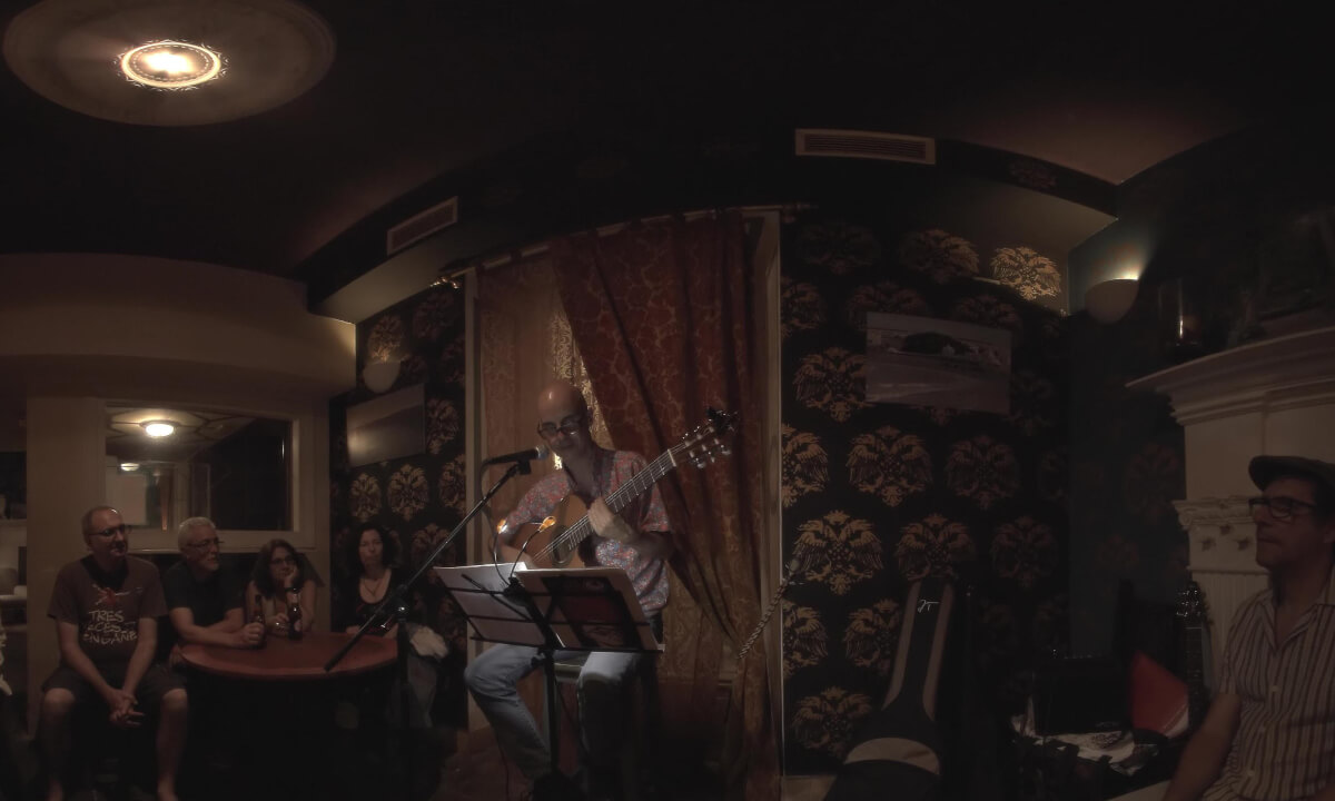 El Cansautor Alopécico canta por Daniel Viglietti