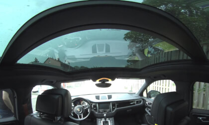 at the car wash V1000062 VR Video at the car wash V1000062 VR