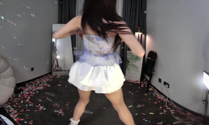 狸妖妖20240613001  Outta My Hed 2D VR 180 4K VR Video 狸妖妖20240613001  Outta My Hed 2D VR 180 4K VR