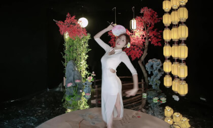 仙女柠七20240624001 入画江南  2D VR 180 4K VR Video 仙女柠七20240624001 入画江南  2D VR 180 4K VR