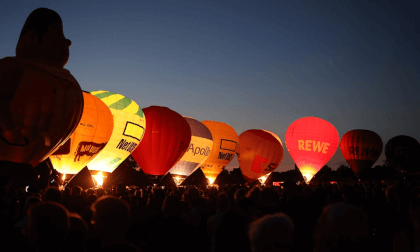 Night Glow auf der Kieler Woche 2024 in VR180 3D