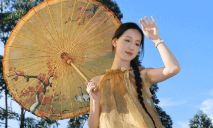 7月4日所拍摄的妹子 VR Video 7月4日所拍摄的妹子 VR