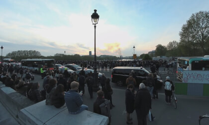 Notre-Dame is burning VR Video Notre-Dame is burning VR