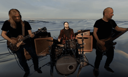 RocknGroll - Walk Dont Run  (VR 180 Experience Seated 3D) VR Video RocknGroll - Walk Dont Run  (VR 180 Experience Seated 3D) VR