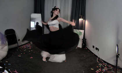 狸妖妖20240616001 人世间 2D VR 180 4K VR Video 狸妖妖20240616001 人世间 2D VR 180 4K VR