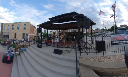 Whiskey Bells Music on Main West Bend WI VR 3D 180 VID_20240606_191107_00_051 VR Video Whiskey Bells Music on Main West Bend WI VR 3D 180 VID_20240606_191107_00_051 VR