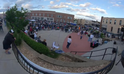 Whiskey Bells Music on Main West Bend WI VR 3D 180 VID_20240606_194545_00_060 VR Video Whiskey Bells Music on Main West Bend WI VR 3D 180 VID_20240606_194545_00_060 VR