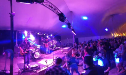 Whisky Throttel Newrburg Picnic 2024 VR 3D 180 VID_20240531_214552_00_012 VR Video Whisky Throttel Newrburg Picnic 2024 VR 3D 180 VID_20240531_214552_00_012 VR