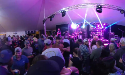 Whisky Throttel Newrburg Picnic 2024 VR 3D 180 VID_20240531_234759_00_040 VR Video Whisky Throttel Newrburg Picnic 2024 VR 3D 180 VID_20240531_234759_00_040 VR