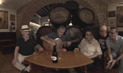 Carnaval de Cádiz 3D. Comparsa Los Fígaros (1964, Paco Alba). VR Video Carnaval de Cádiz 3D. Comparsa Los Fígaros (1964, Paco Alba). VR