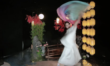 仙女柠七20240705001 天下无双+辞九门回忆+青丝+折风渡夜+一花一剑  2D VR 180 4K VR Video 仙女柠七20240705001 天下无双+辞九门回忆+青丝+折风渡夜+一花一剑  2D VR 180 4K VR