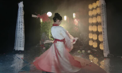 仙女柠七20240806 霜雪千年 3D VR 180 8K VR Video 仙女柠七20240806 霜雪千年 3D VR 180 8K VR