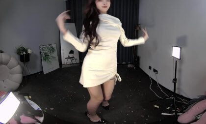 狸妖妖20240809001 Back To Me 3D VR 180 8K VR Video 狸妖妖20240809001 Back To Me 3D VR 180 8K VR