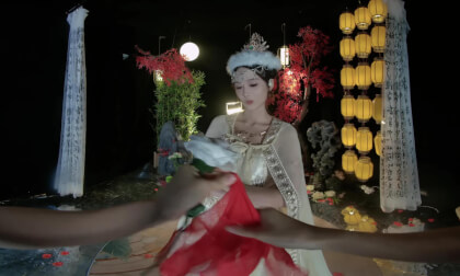 仙女柠七20240810001 贴贴 3D VR 180 8K VR Video 仙女柠七20240810001 贴贴 3D VR 180 8K VR