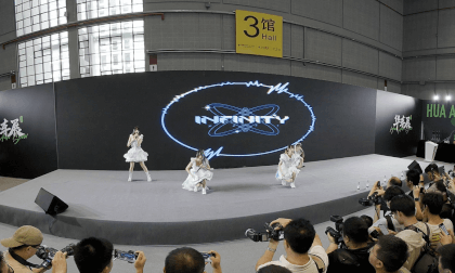 Infinity singing&dancing 4 VR Video Infinity singing&dancing 4 VR