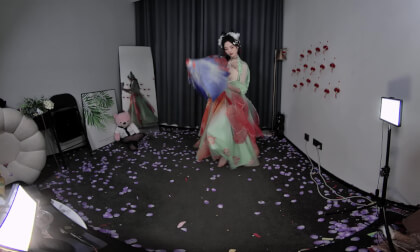 狸妖妖20240812001 人间烟火 3D VR 180 8K VR Video 狸妖妖20240812001 人间烟火 3D VR 180 8K VR