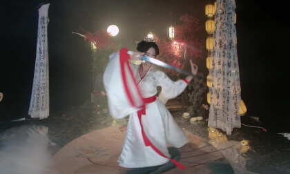 仙女柠七202400814001 一花一剑 3D VR 180 8K VR Video 仙女柠七202400814001 一花一剑 3D VR 180 8K VR