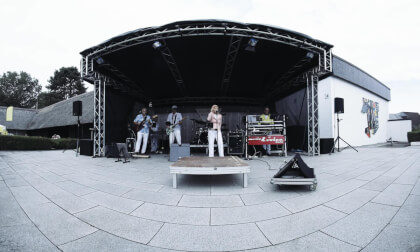 first we take manhattan cover by music&voice band berlin VR Video first we take manhattan cover by music&voice band berlin VR