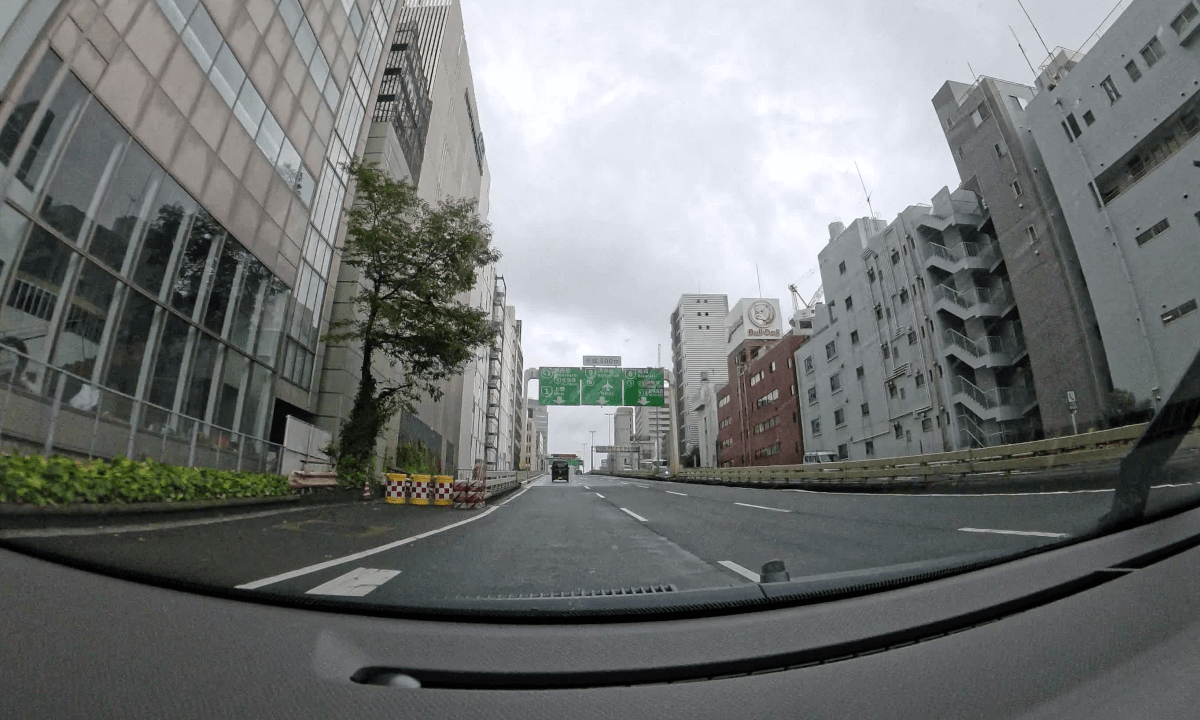 Daily Drive Through Japan: 180° Insta360 X4 Road View : "Daikoku PA to Shuto Expressway Takebashi JCT"