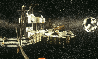 Pursuing the Space Station 8K Pursuing the Space Station 8K