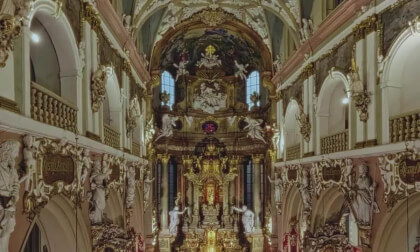 Flying inside Parish Church of the Assumption of the Blessed Virgin Mary in Kłodzko, Poland. 12k 360 shot with ShramkoCamera Flying inside Parish Church of the Assumption of the Blessed Virgin Mary in Kłodzko, Poland. 12k 360 shot with ShramkoCamera