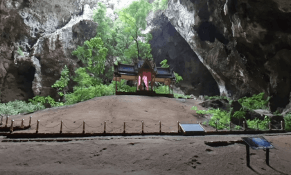 Stereoscopic VR Tour: Prachuap Khiri Khan Province, Thailand VR Video Stereoscopic VR Tour: Prachuap Khiri Khan Province, Thailand VR