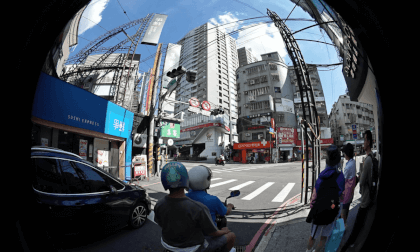 Walking in Taipei01 Walking in Taipei01