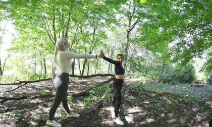 Hailey and Rain Forest VR 3D 180 Photo Slide show VR Video Hailey and Rain Forest VR 3D 180 Photo Slide show VR