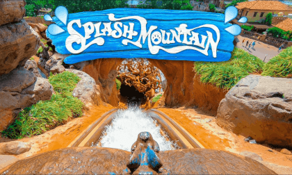 Splash Mountain Rollercoaster at Magic Kingdom (Disney World) VR Video Splash Mountain Rollercoaster at Magic Kingdom (Disney World) VR
