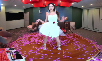 狸妖妖20241003001 Freaky 摆尾 3D VR 180 8K VR Video 狸妖妖20241003001 Freaky 摆尾 3D VR 180 8K VR