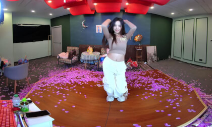 狸妖妖20241007001 恋爱告急 3D VR 180 8K VR Video 狸妖妖20241007001 恋爱告急 3D VR 180 8K VR