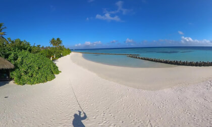 Hurawalhi Resort, Maldives 5.7K Hurawalhi Resort, Maldives 5.7K