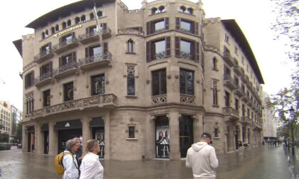 Passeig de Gracia VR180 VR Video Passeig de Gracia VR180 VR