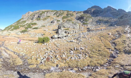 Maliovitsa peak. Going Down. VR Video Maliovitsa peak. Going Down. VR