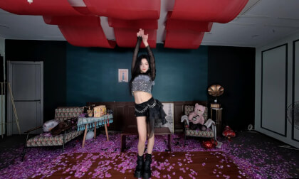 狸妖妖202411115001 恋爱告急 3D VR 180 8K VR Video 狸妖妖202411115001 恋爱告急 3D VR 180 8K VR