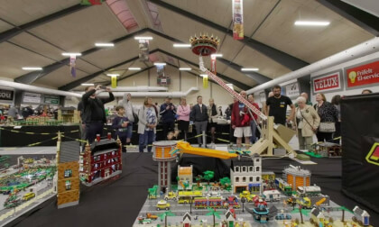VR180: LEGO exhibition Skaerbaek September 2022 (in 3D) VR180: LEGO exhibition Skaerbaek September 2022 (in 3D)