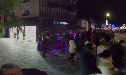 TROUVILLE - DÉFILÉ D'UN CHAR 30 NOVEMBRE 2024 VR Video TROUVILLE - DÉFILÉ D'UN CHAR 30 NOVEMBRE 2024 VR