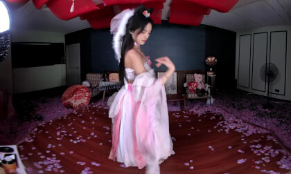 狸妖妖20241121001 大鱼 3D VR 180 8K VR Video 狸妖妖20241121001 大鱼 3D VR 180 8K VR