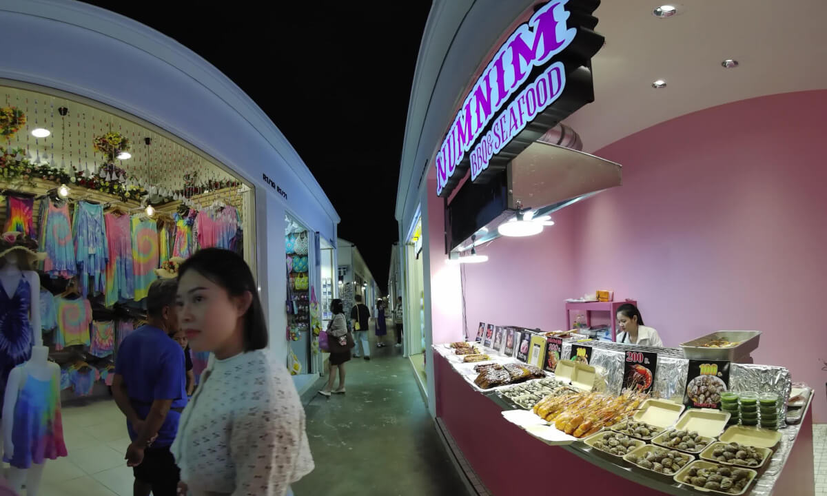 Thai Night Market 2