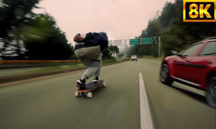 Skater Overtaking Cars VR Video Skater Overtaking Cars VR