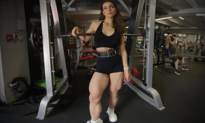 Lili  Gym Shooting VR Video Lili  Gym Shooting VR