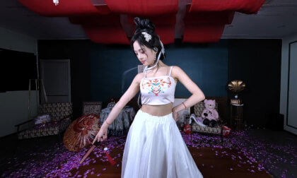 狸妖妖20241128001 回马枪 3D VR 180 8K VR Video 狸妖妖20241128001 回马枪 3D VR 180 8K VR