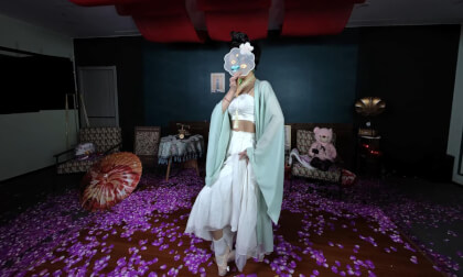 狸妖妖20241220001 月圆花好 3D VR 180 8K VR Video 狸妖妖20241220001 月圆花好 3D VR 180 8K VR