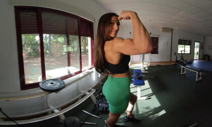 Nora Gym Shooting VR Video Nora Gym Shooting VR