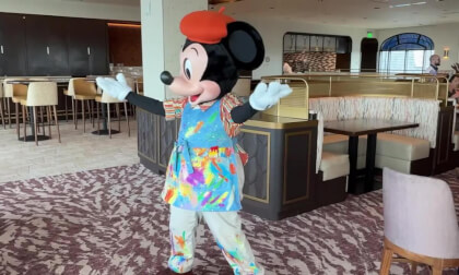 3D Spatial Video - Character Breakfast at Disney Topolino's Terrace VR Video 3D Spatial Video - Character Breakfast at Disney Topolino's Terrace VR