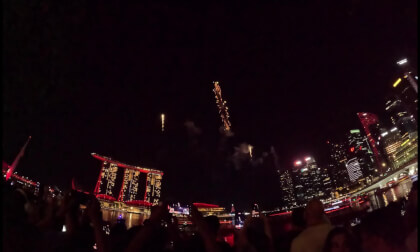[VR180] 2025 New Year Fireworks at Marina Bay, Singapore