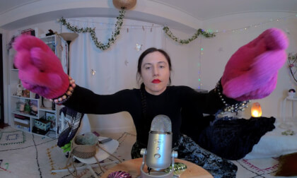 ASMR Trigger Assortment *Intense Sounds* VR Video ASMR Trigger Assortment *Intense Sounds* VR