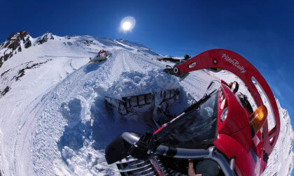 Snowcat Ride (Pistenbully) in Soelden Tyrol, Austria (360) VR Video Snowcat Ride (Pistenbully) in Soelden Tyrol, Austria (360) VR